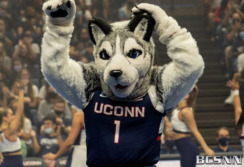 Top-Seeded UConn Continues To Look Strong, Overpowering SDSU To Reach The Elite 8