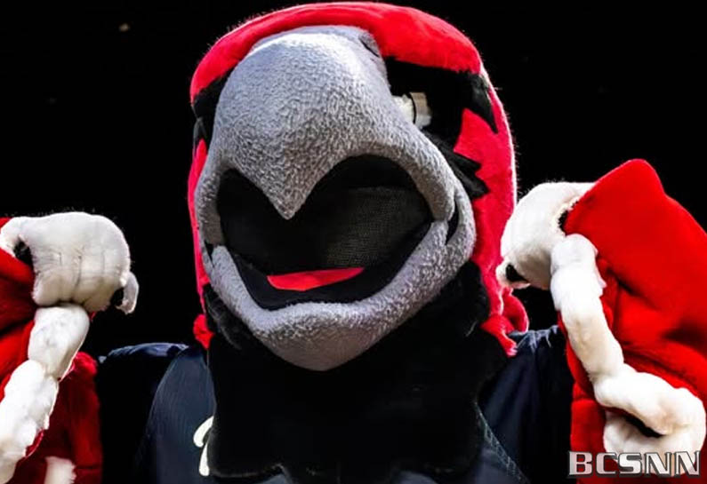 Miami Still Undeafeated After Late-Game Heroics Help The RedHawks Down WMU