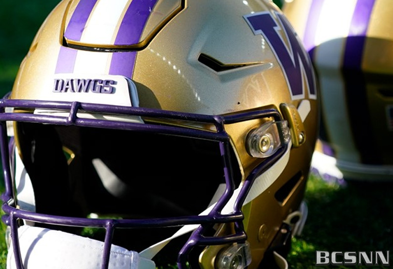 Demond Williams Jr. Now Plans To Stay With Washington After Getting Dumped By Agent